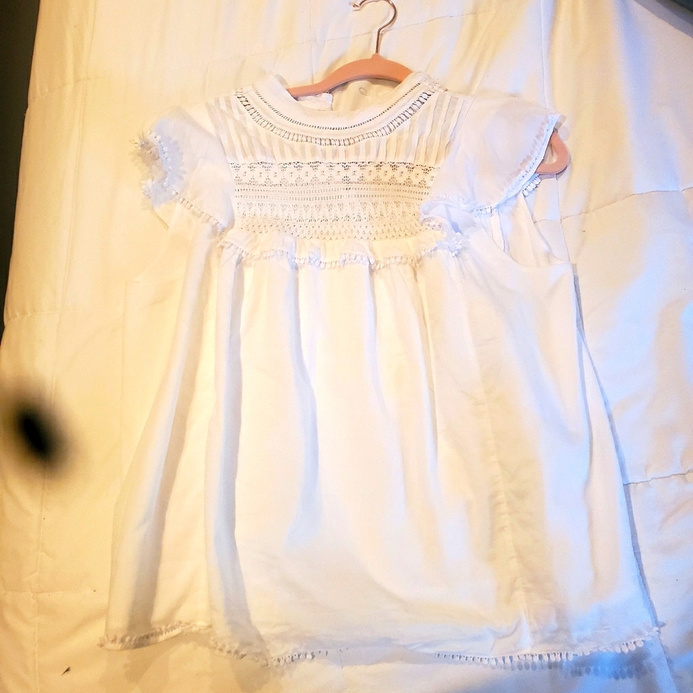 J Crew sleeveless frilly blouse